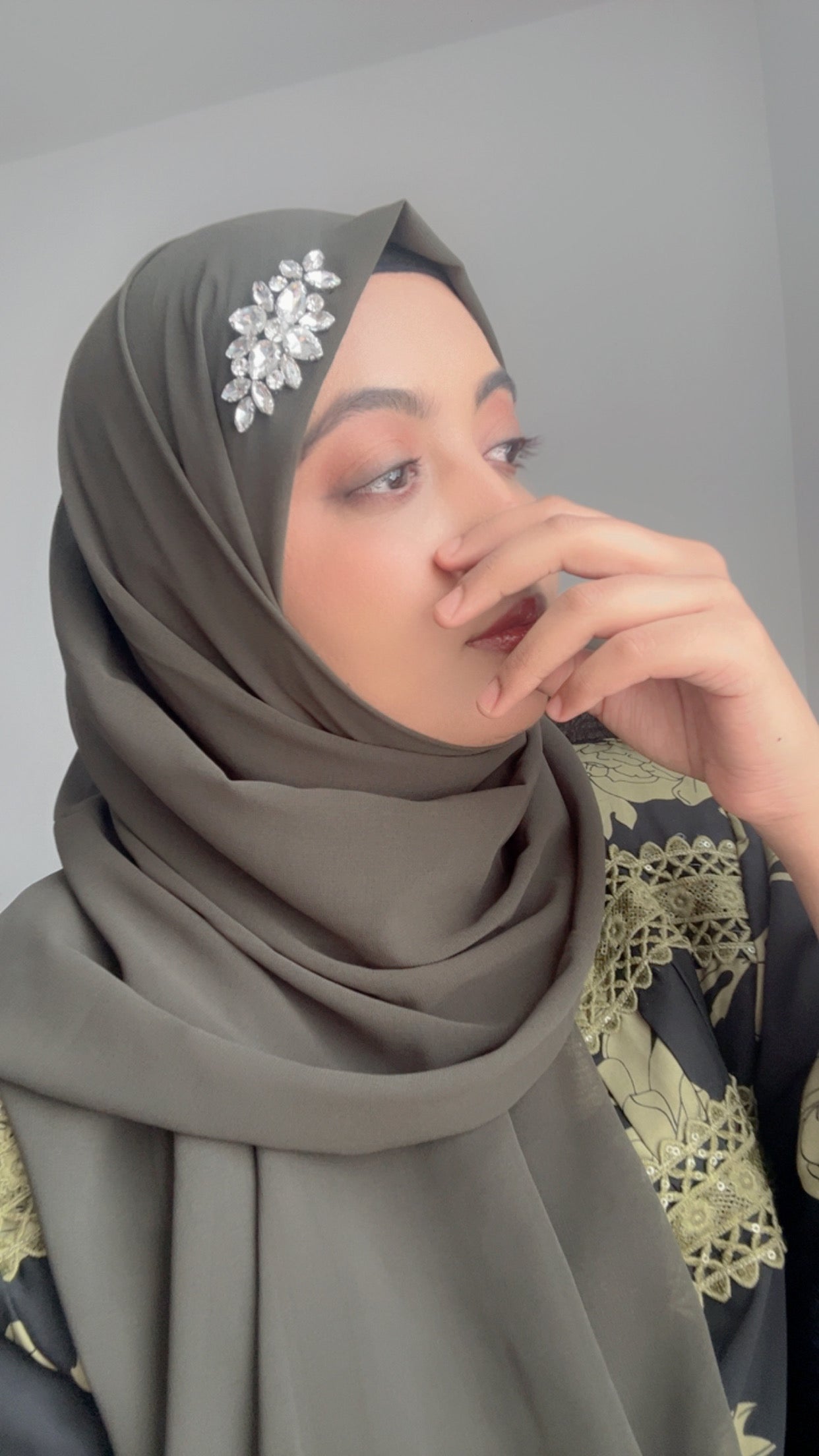 Noor-e-Shama – Olive Green Chiffon Hijab with Leaf Rhinestone Detail